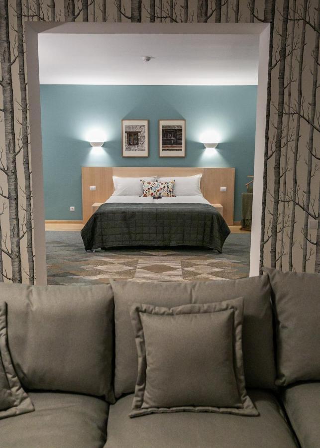 Cuibul De Lemn Hotell Rîşnov Exteriör bild