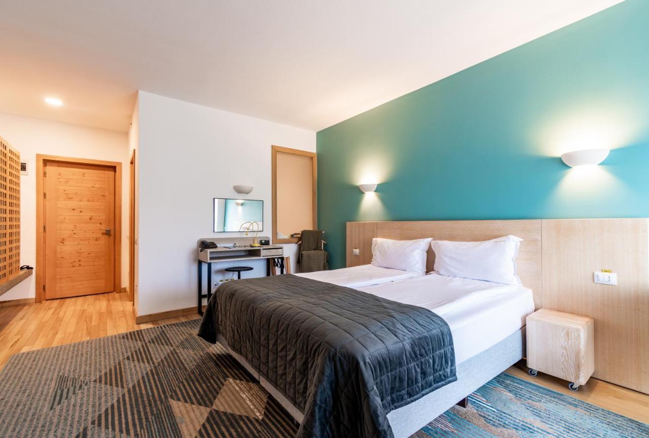 Cuibul De Lemn Hotell Rîşnov Exteriör bild