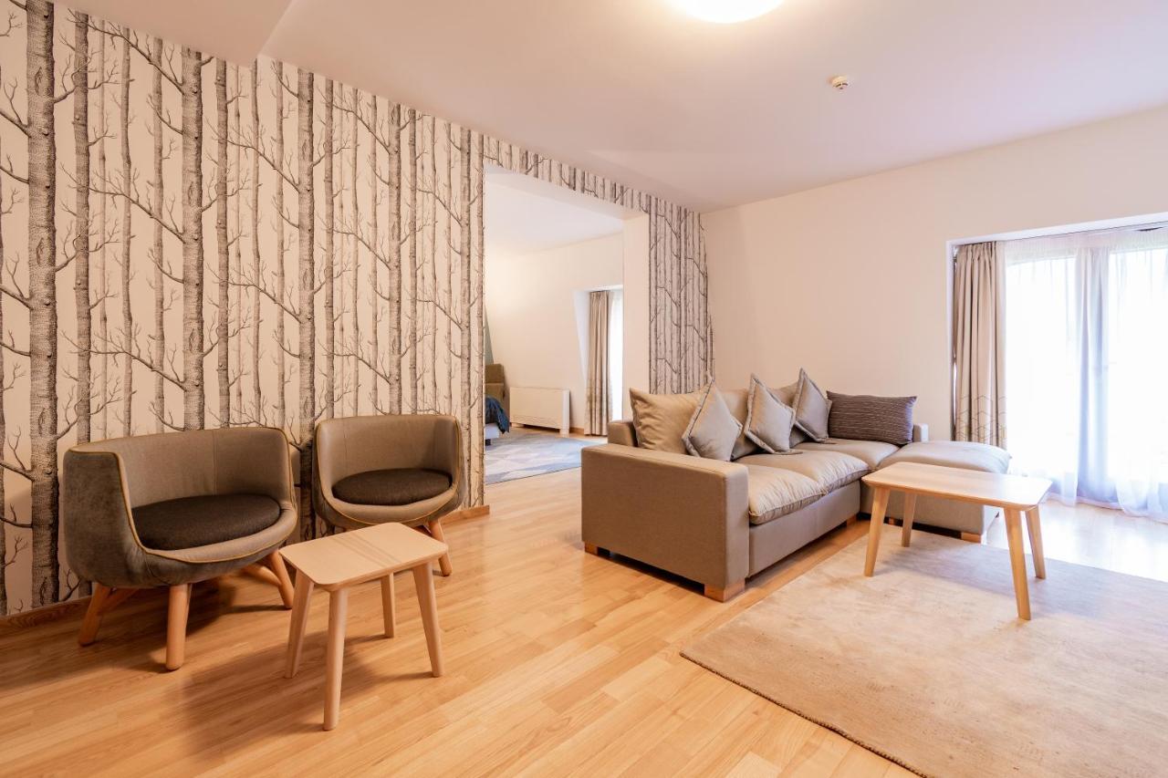Cuibul De Lemn Hotell Rîşnov Exteriör bild